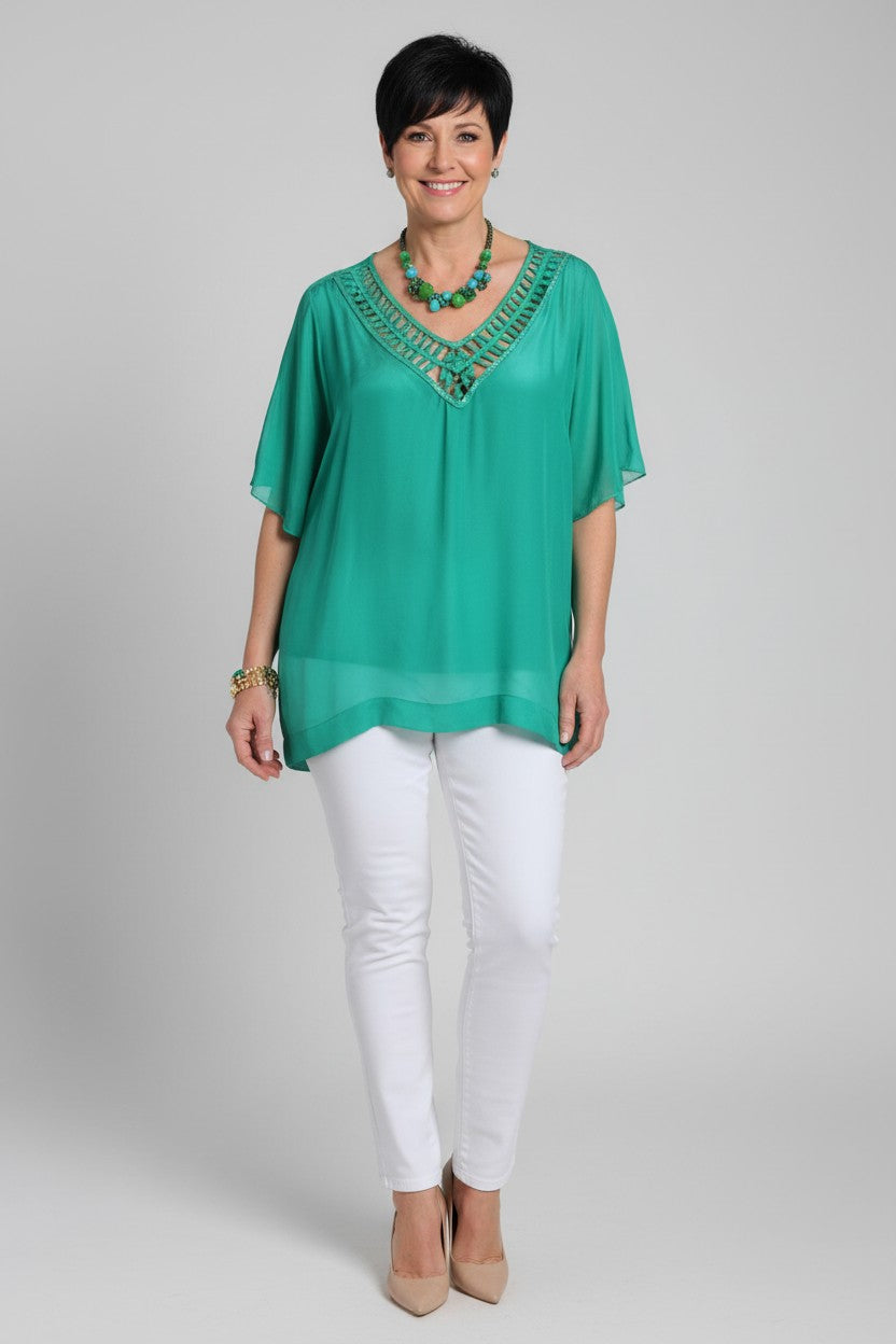 L581-Conti Moda Italian Silk V Neck Top